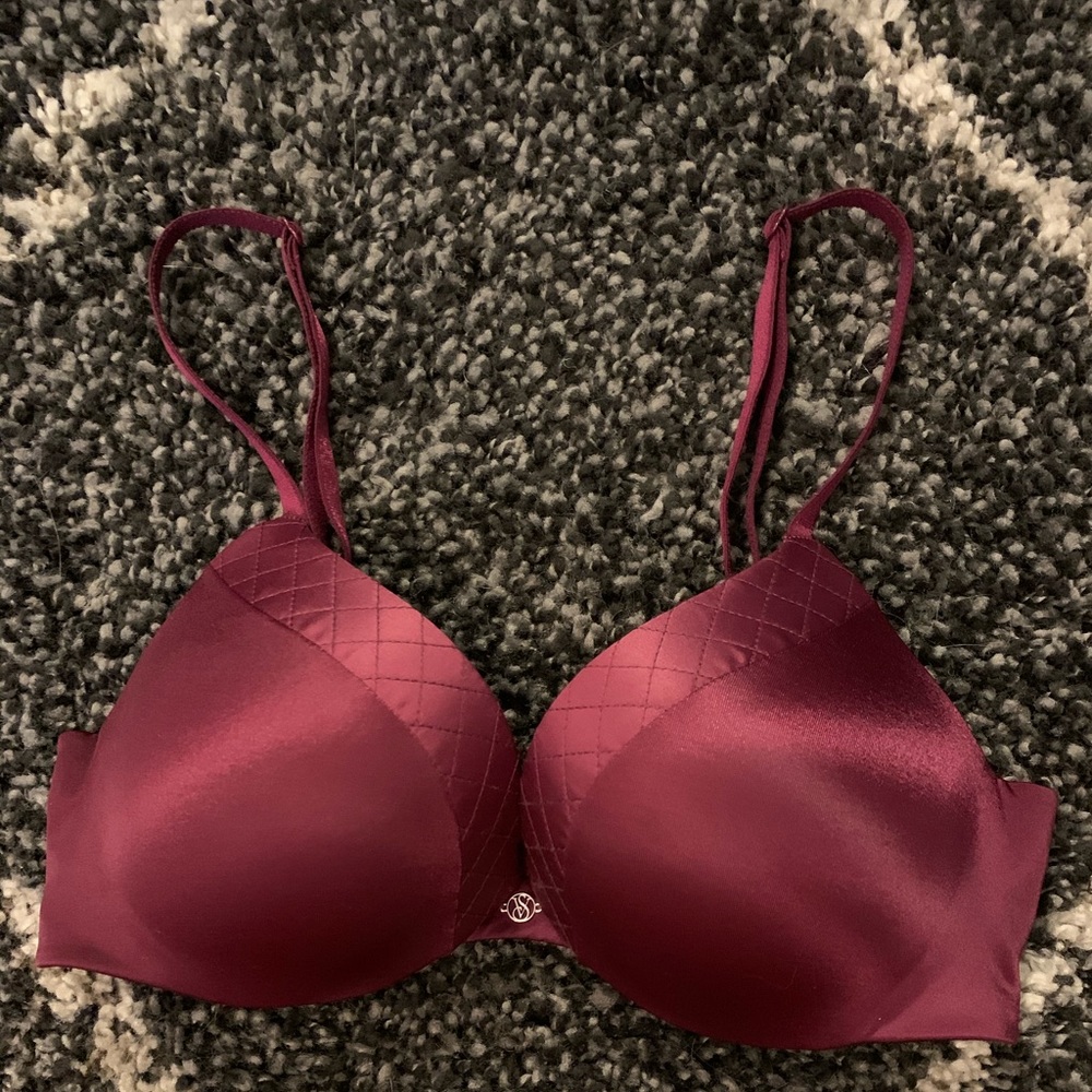 32C VS push up bra